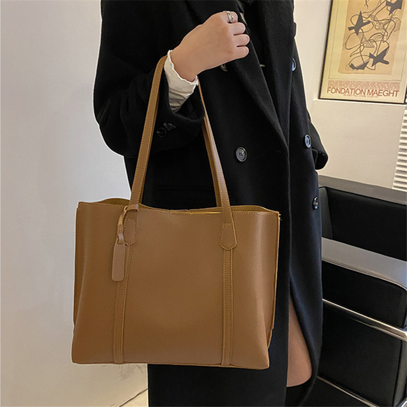 Tas Tote Kulit Imitasi Hitam K - Leatherwork Fasteners ulasan dan harga