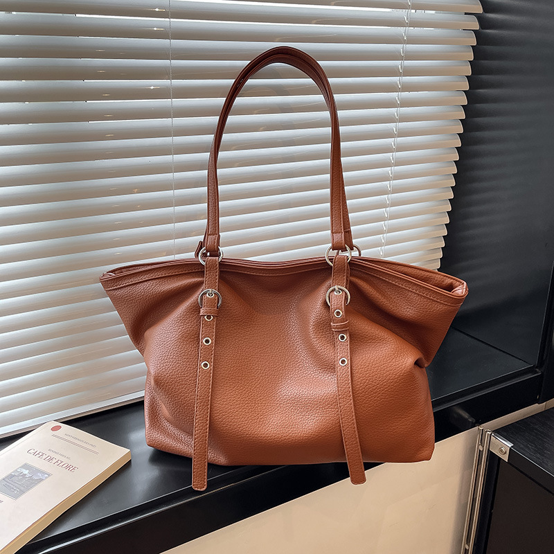 Tas Tangan Wanita Rivet Kulit  - Leatherwork Rivets ulasan dan harga
