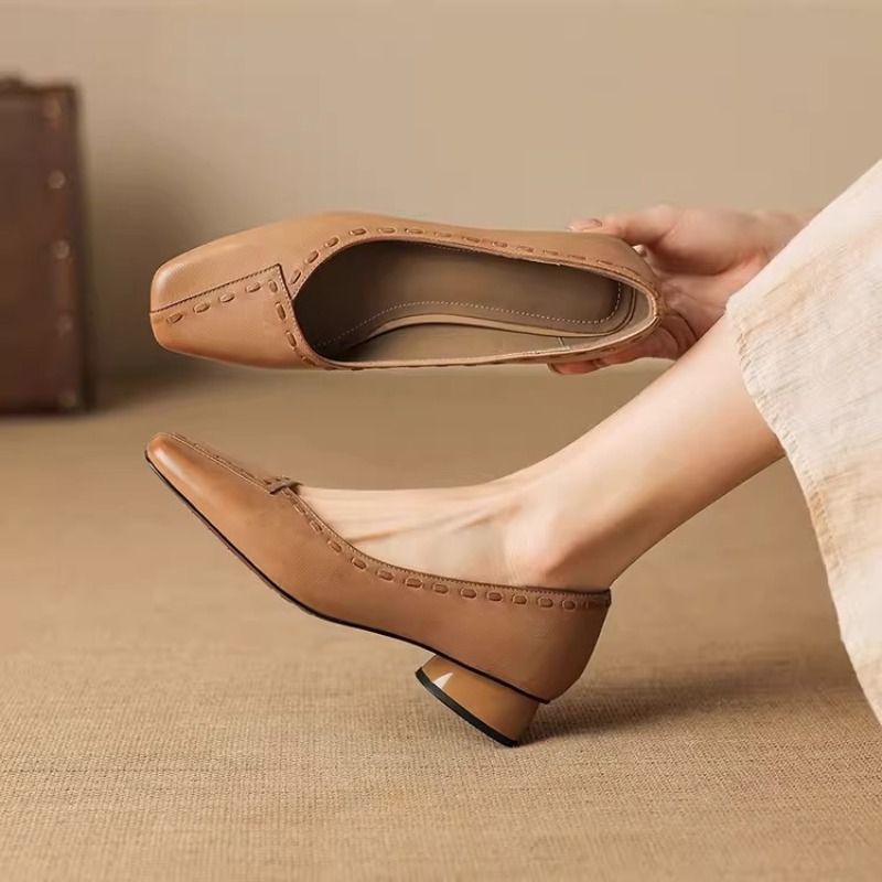 Sepatu Flat Hak Tebal Berujung - Leather Work Outfit ulasan dan harga