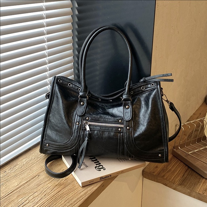 Tas Tangan Sepeda Motor Retro  - Leatherwork Rivets ulasan dan harga